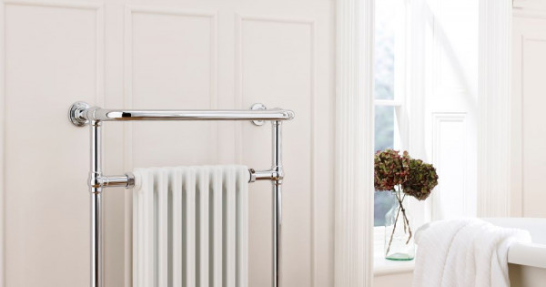 Crown 945mm x 500mm Towel Radiator